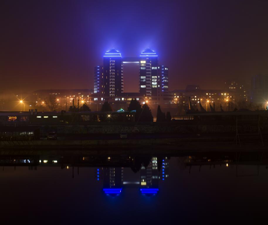 Khortitsa Palace Hotel Zaporizhia Exterior photo